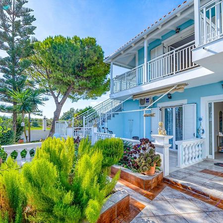 Stathis Beachfront Luxury Rooms Kalamákion Eksteriør bilde